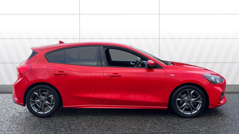 Ford Focus 1.0 EcoBoost 125 ST-Line 5dr Petrol Hatchback